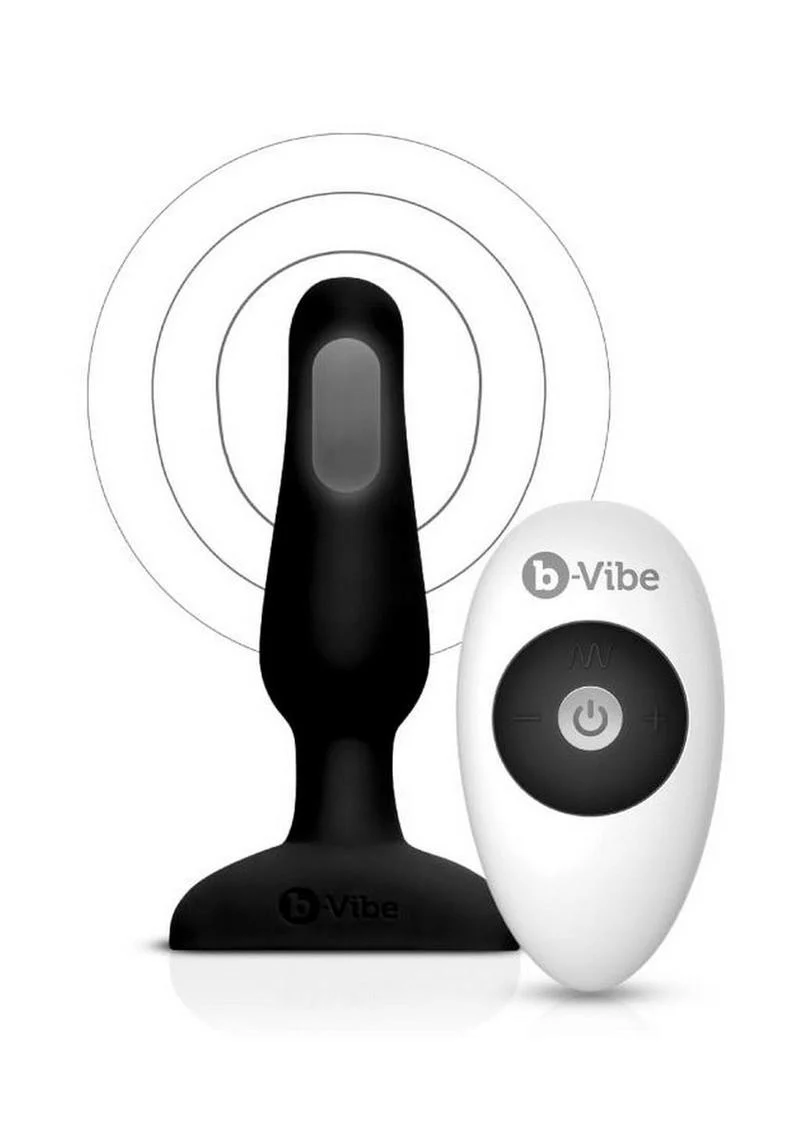 b-Vibe Novice Silicone Anal Plug - Image 4