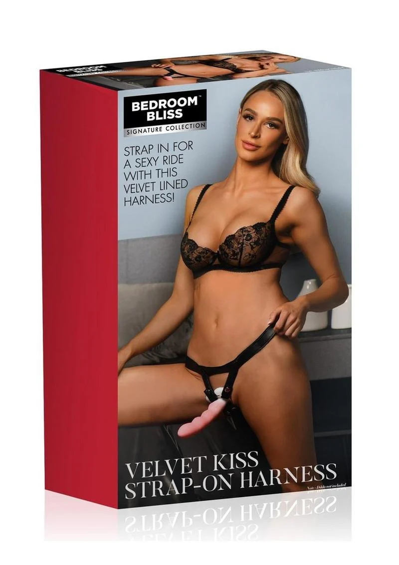Bedroom Bliss Velvet Kiss Strap-On Harness - Image 4