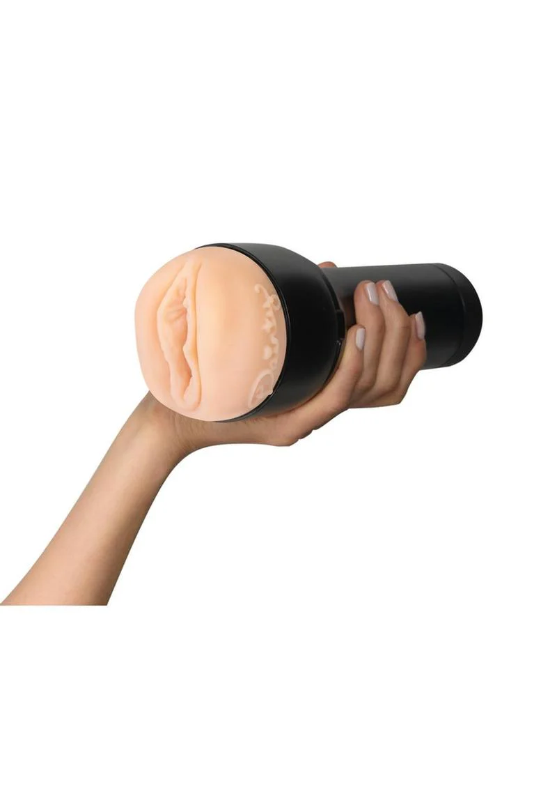 Feel Dainty by Kiiroo Dainty Wilder Signature Male Masturbator - Image 2