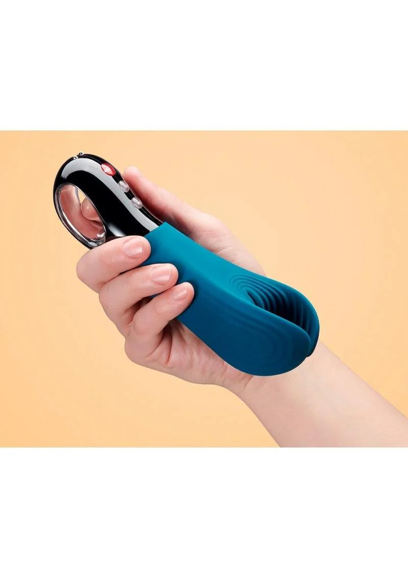 Fun Factory Manta Deep Sea Blue Silicone Vibrating Stroker - Image 3