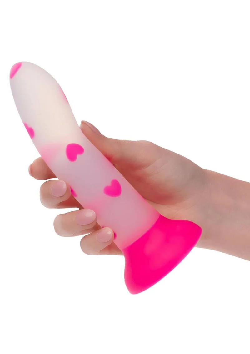 Glow Stick Heart Silicone Glow In The Dark Dildo With Suction Base - Image 3