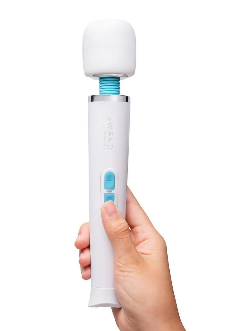 Le Wand Classique Petite Massager - Image 2