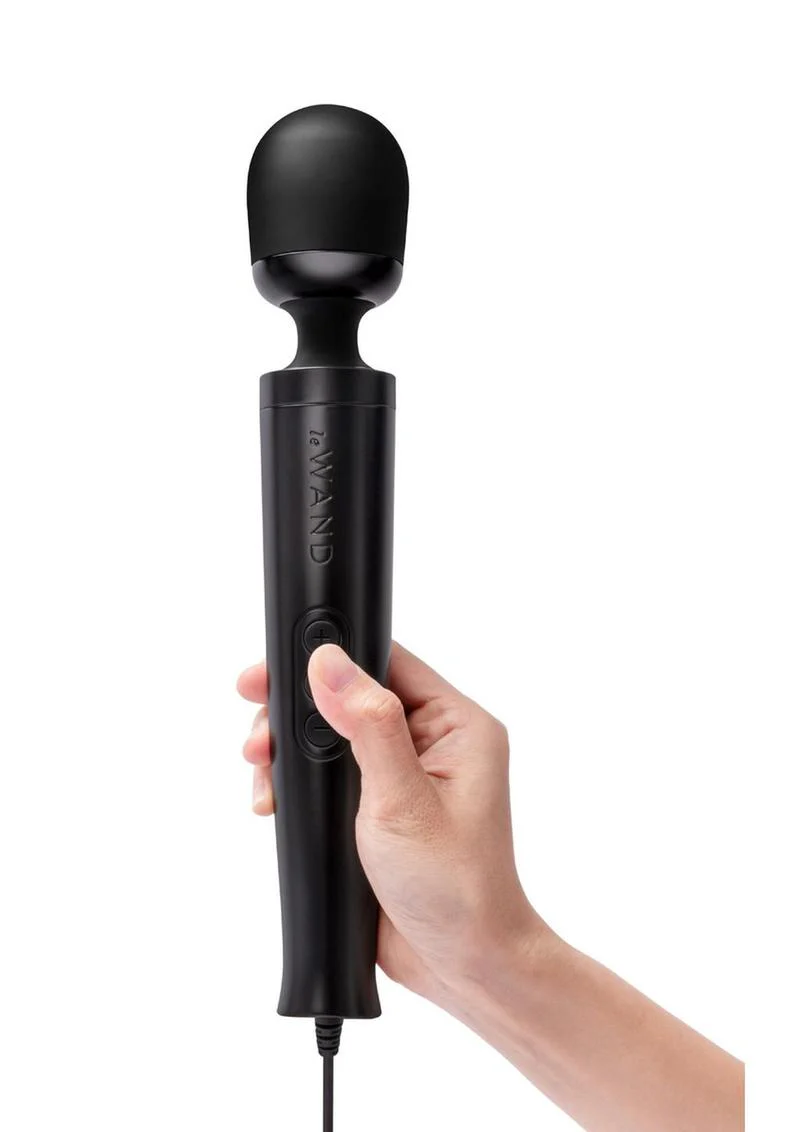 Le Wand Die Cast Plug-in Vibrating Massager – Black - Image 2