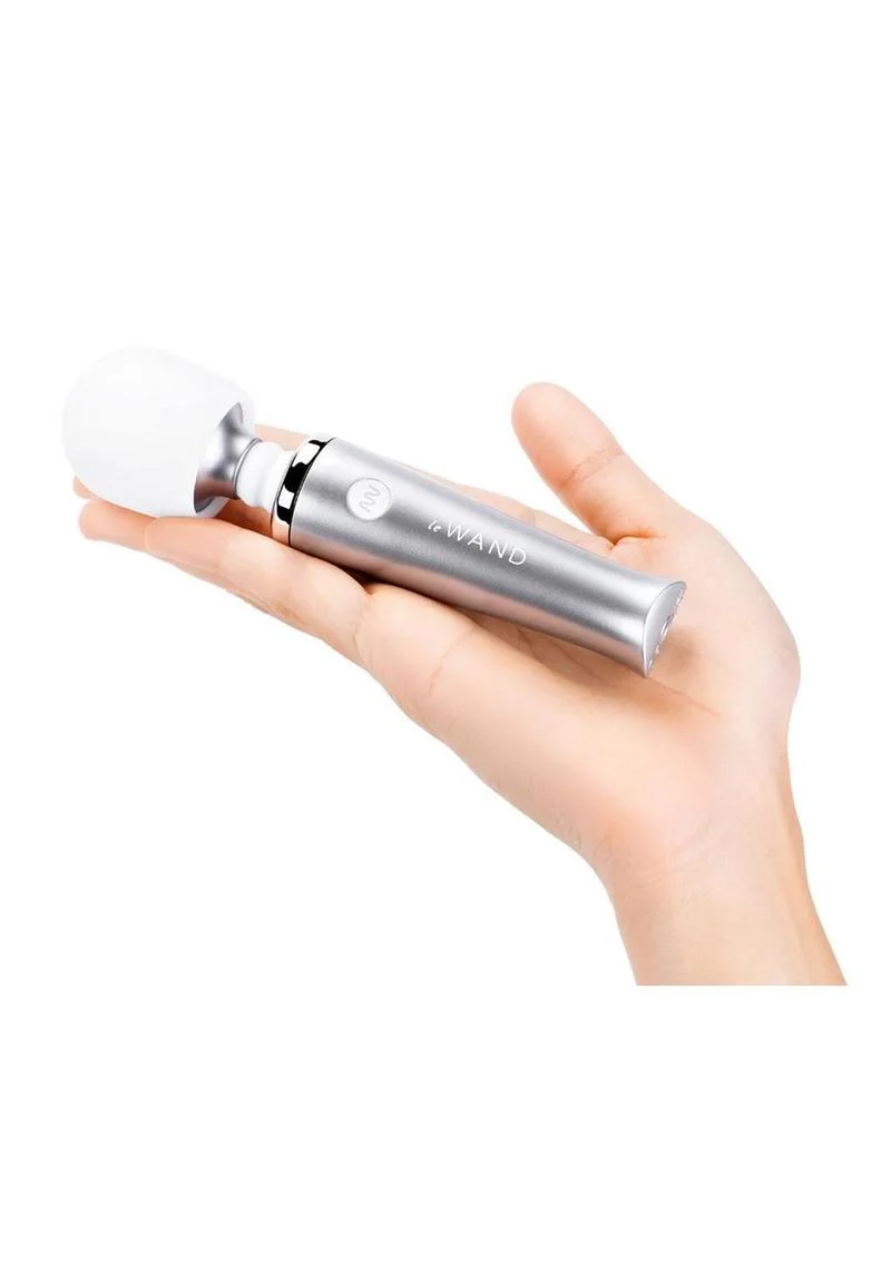 Le Wand Mini Pleasure Collection 4 Piece Set - Image 2