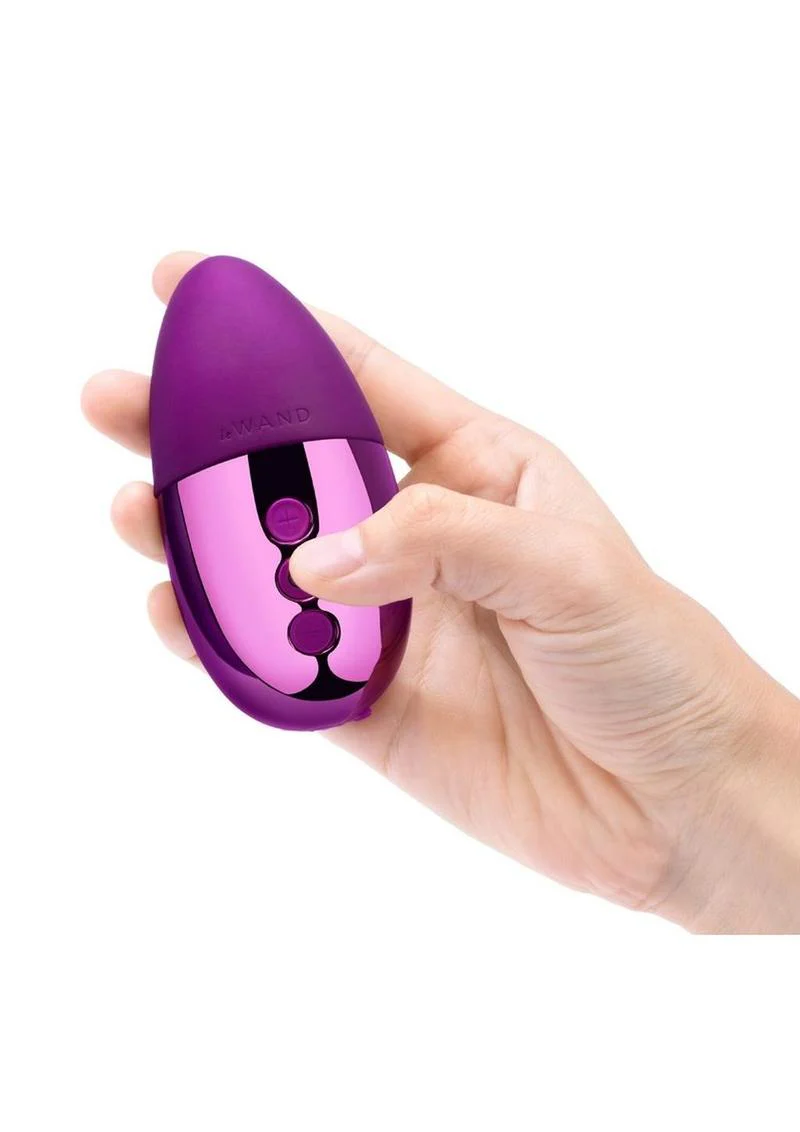 Le Wand Point Rechargeable Silicone Mini Massager - Image 3