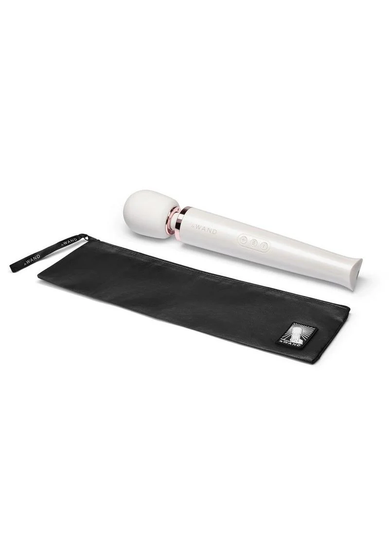 Le Wand Rechargeable Premium Silicone Massager - Image 3