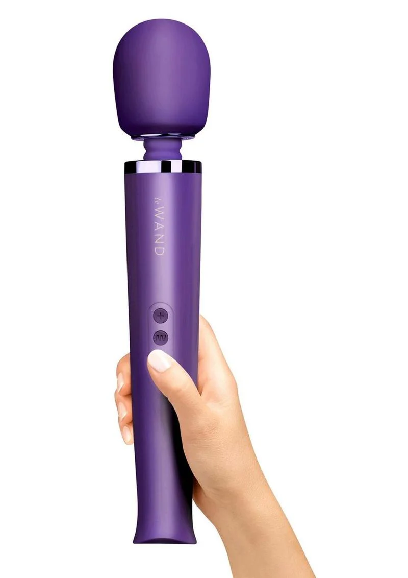 Le Wand Rechargeable Silicone Massager With Ergonomic Design - Image 2