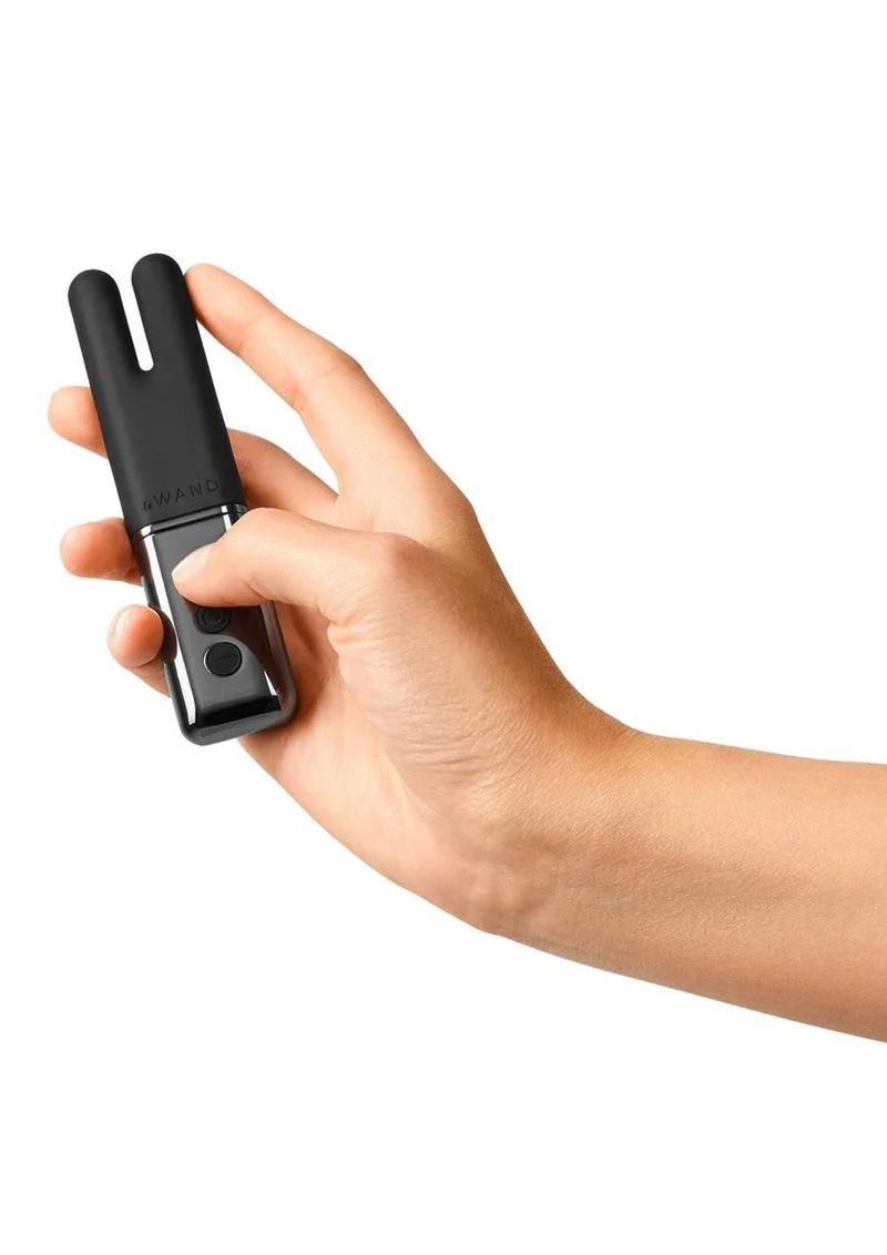 LeWand Deux Rose Gold Rechargeable Dual Motor Vibrator - Image 9