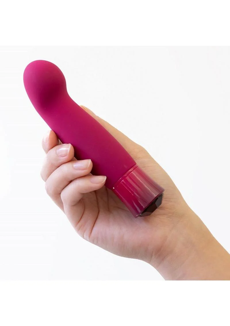 Oh My Gem Classy Rechargeable Silicone Vibrator - Image 3