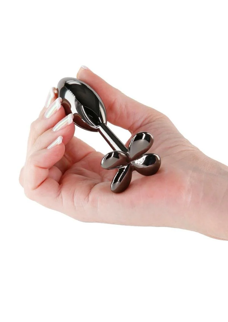 Rear Assets Clover Aluminum Anal Plug – Smoke Finish - Image 3