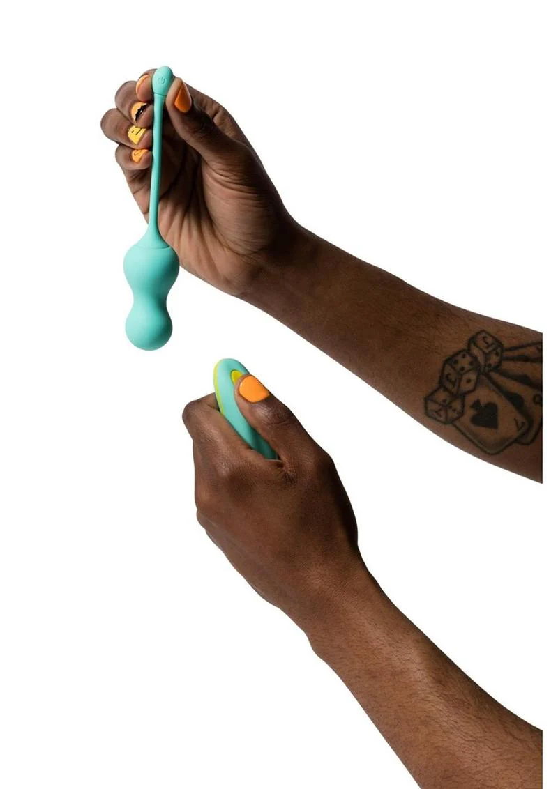 ROMP Cello Rechargeable Vibrating Egg with Remote Control - Image 3