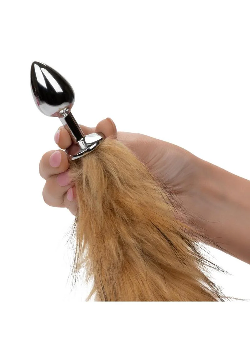 Running Wild Faux Fur Tail and Metallic Anal Plug - Image 6