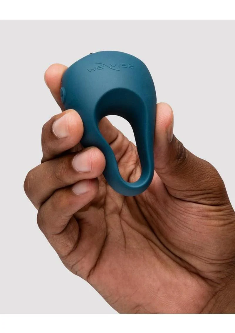We-Vibe Pivot 2 Vibrating Cock Ring - Image 3